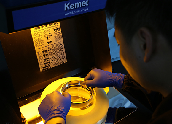 Производитель систем поддержки уплотнений расходомера 